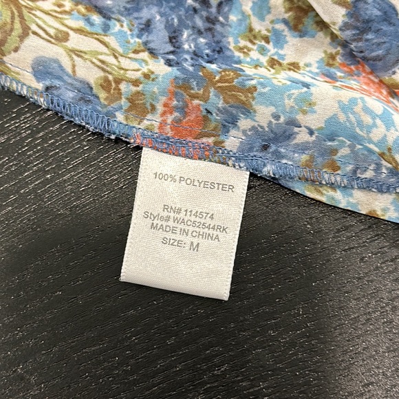 Bellatrix Floral Blouse - Picture 10 of 10